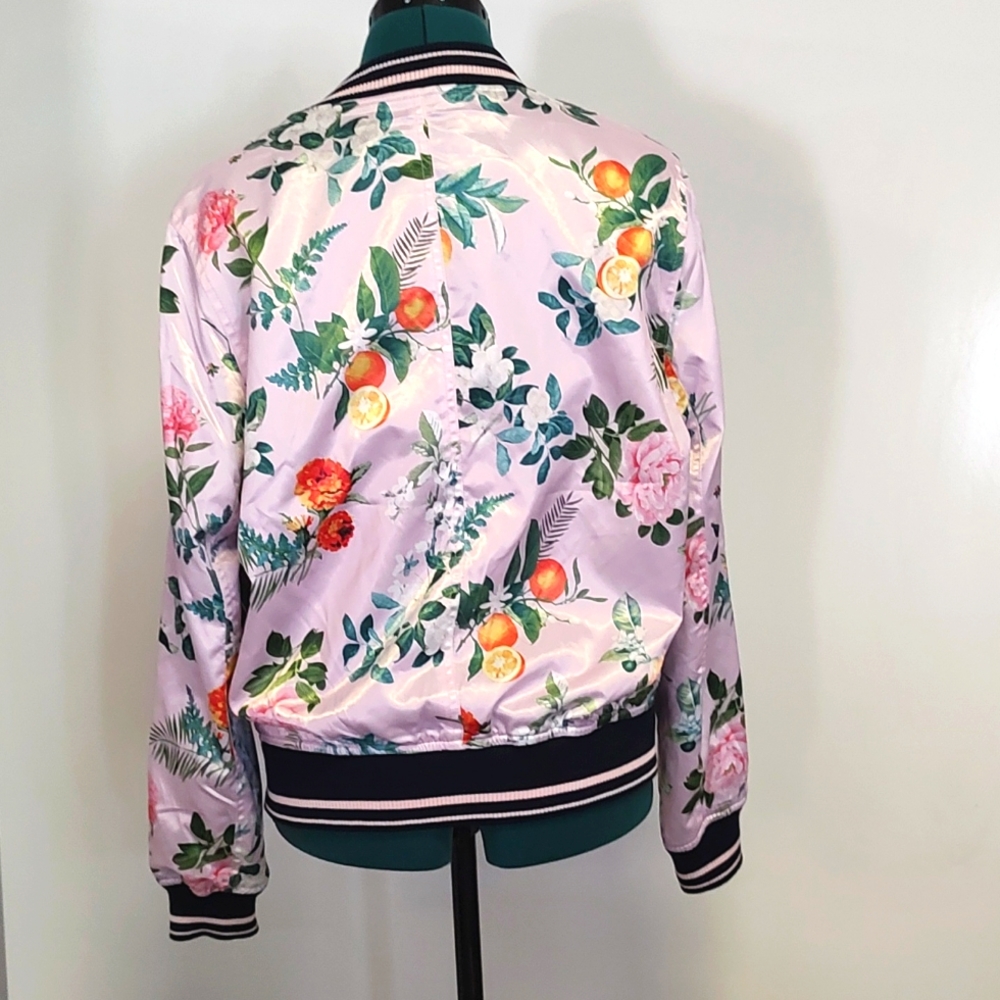 American Eagle Floral and Tropical reversible jacket - Picture 3 of 8